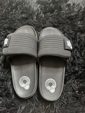 Nike Black Slide Sandals with White Footbed Detail